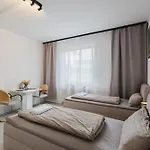 Primestay Appartementhaus - Fuer Lang Und Kurzzeitaufenthalte 홈스테이 뉘른베르크