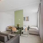 Primestay Appartementhaus - Fuer Lang Und Kurzzeitaufenthalte 홈스테이 *