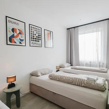 Primestay Appartementhaus - Für Lang Und Kurzzeitaufenthalte Habitación en casa particular