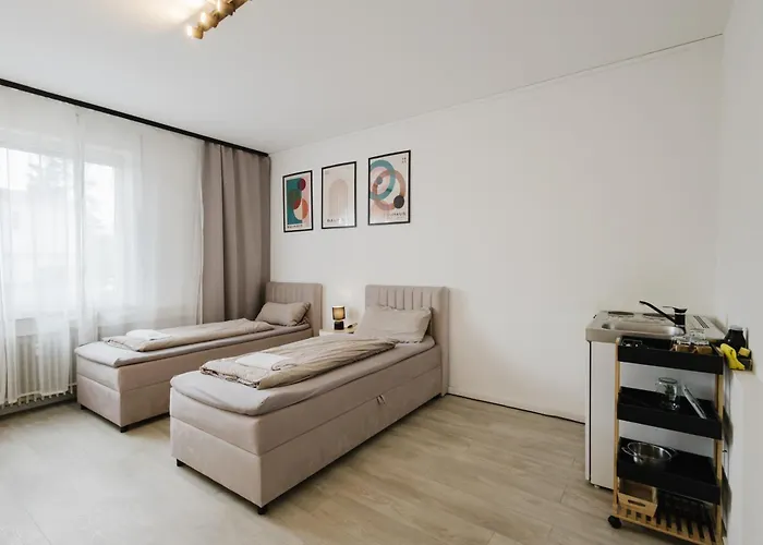 Primestay Appartementhaus - Fuer Lang Und Kurzzeitaufenthalte Проживание в семье *